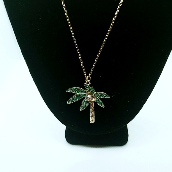 Green Palm Tree Crystal Pendant Necklace - Picture 3 of 5